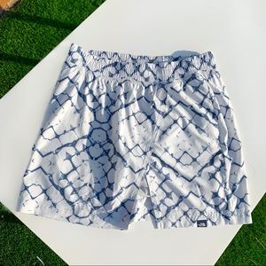 THE NORTH FACE ATHLETIC SHORTS WITH SKIRT LOOK